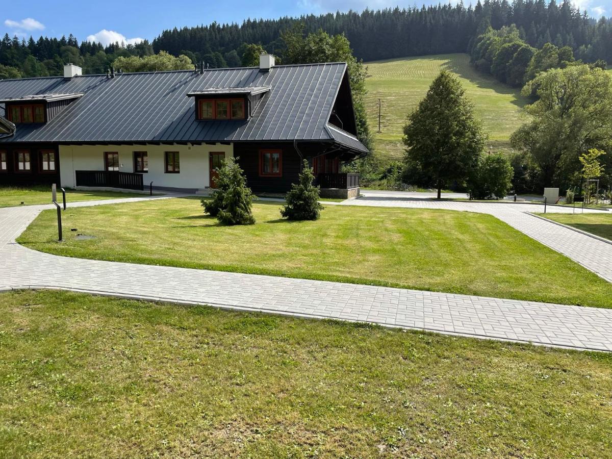 Apartmany Neta Velke Karlovice, Polansky Dvur Eksteriør billede